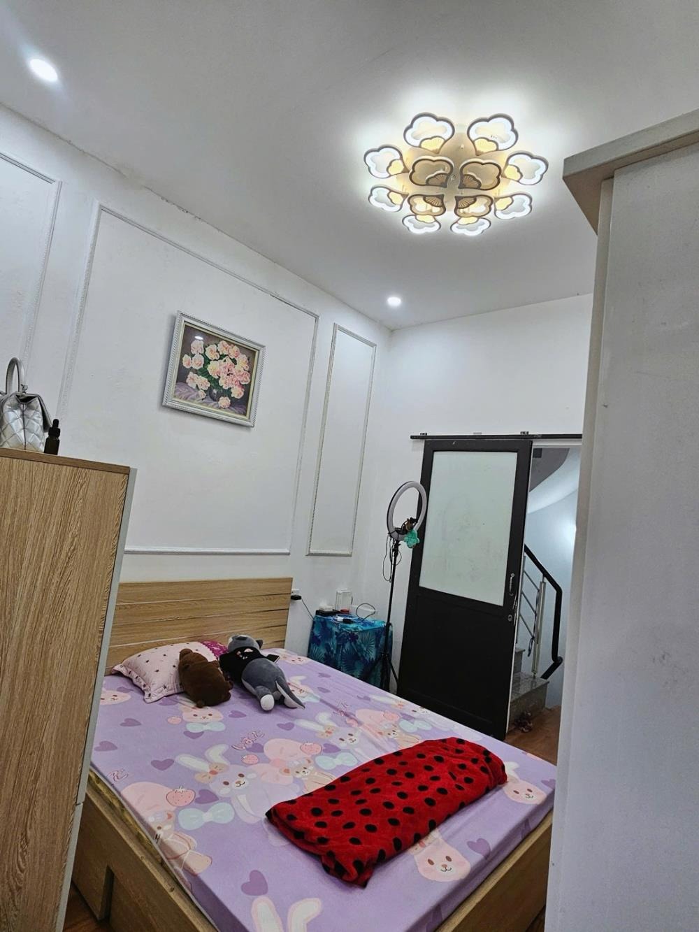 Nhà đẹp ngõ thông Phong Đống Đa 25m2 Full Nội Thất - Giá Tốt