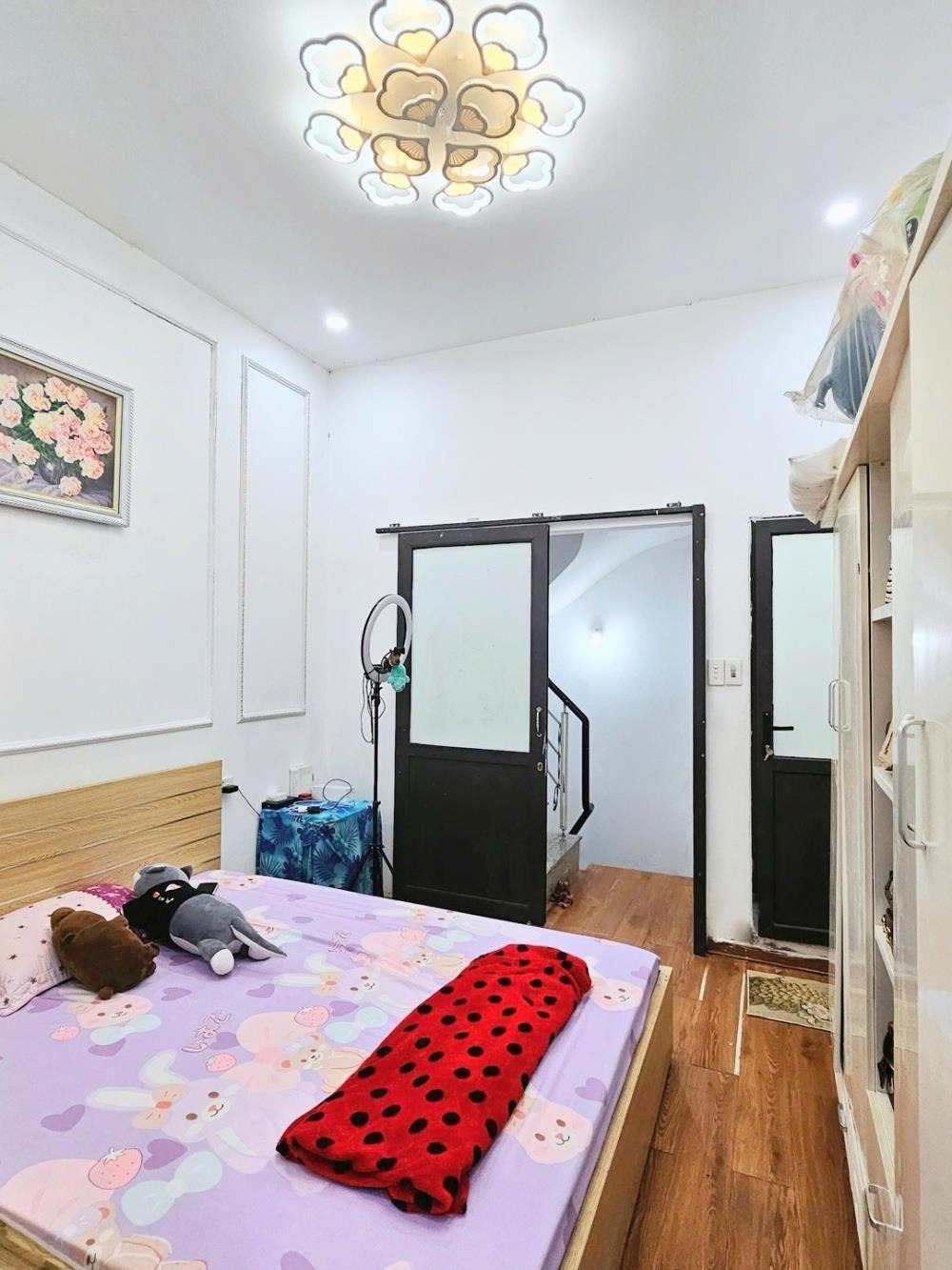 Nhà đẹp ngõ thông Phong Đống Đa 25m2 Full Nội Thất - Giá Tốt