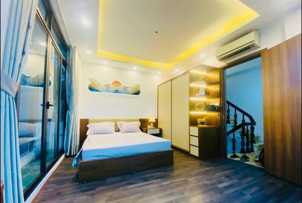 Bán Gấp Nhà Phố Thái Hà, Đống Đa: Ô Tô, Gara, Kinh Doanh