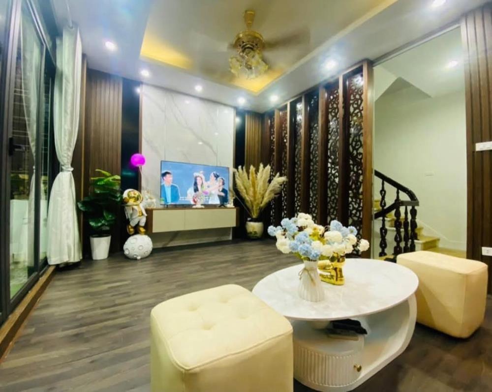 Bán Gấp Nhà Phố Thái Hà, Đống Đa: Ô Tô, Gara, Kinh Doanh