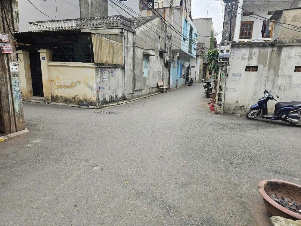 Bán nhà khu TT Cơ Khí Yên Viên - 2 Mặt Ngõ Thông - Ôtô Tránh Trước Nhà