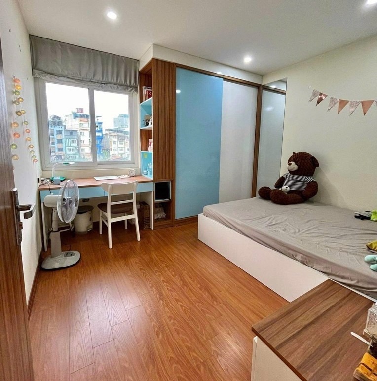 Căn Hộ 2PN, 80m2, 5.35 Tỷ - Vị Trí Đắc Địa Yên Hòa, Cầu Giấy
