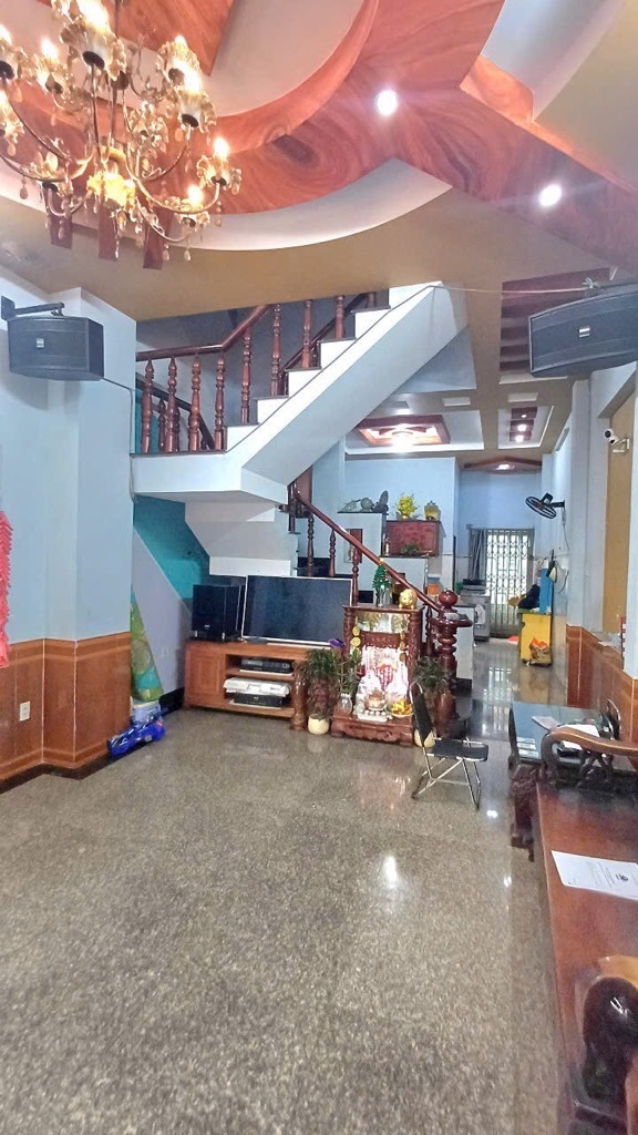 Bán gấp 4 tầng, ô tô tận nhà, 4.5x15m, giá 6.9 tỷ - Quang Trung, Gò Vấp