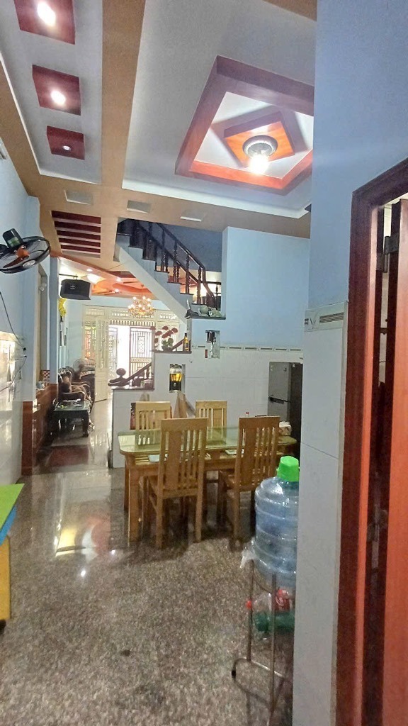 Bán gấp 4 tầng, ô tô tận nhà, 4.5x15m, giá 6.9 tỷ - Quang Trung, Gò Vấp