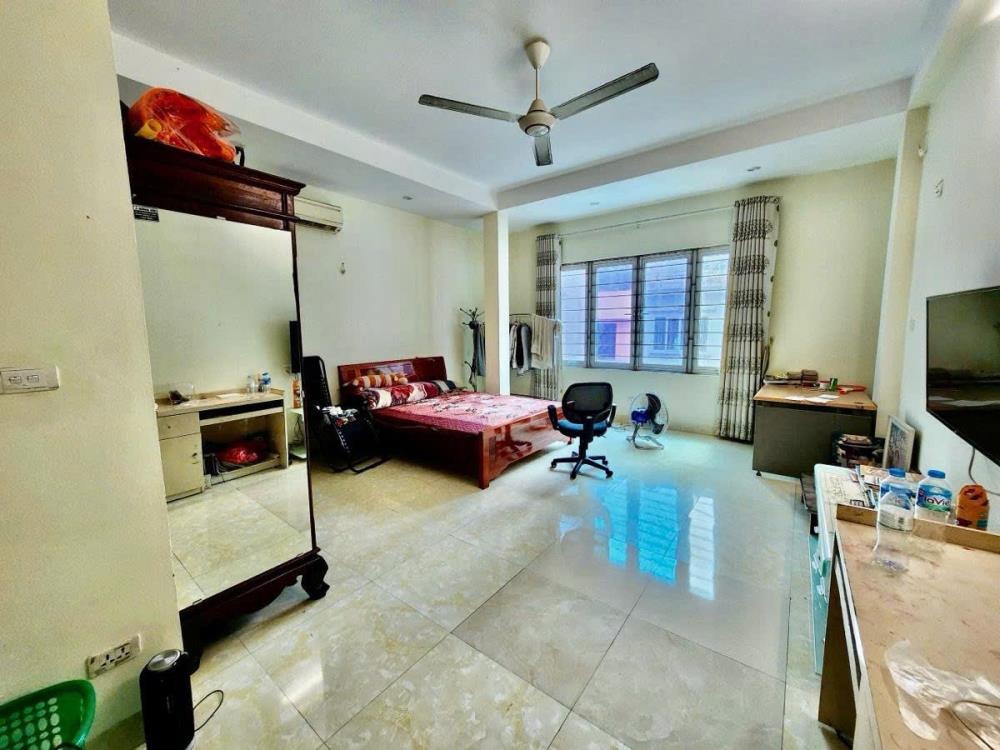 Bán nhà Thái Hà, Đống Đa: 66m2, 5 tầng, MT 4.5m, Giá 18.2 tỷ