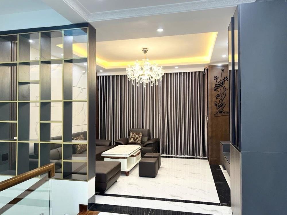 Bán nhà mặt phố Phú La, Hà Đông - 77m², 5 tầng, Kinh Doanh Đỉnh