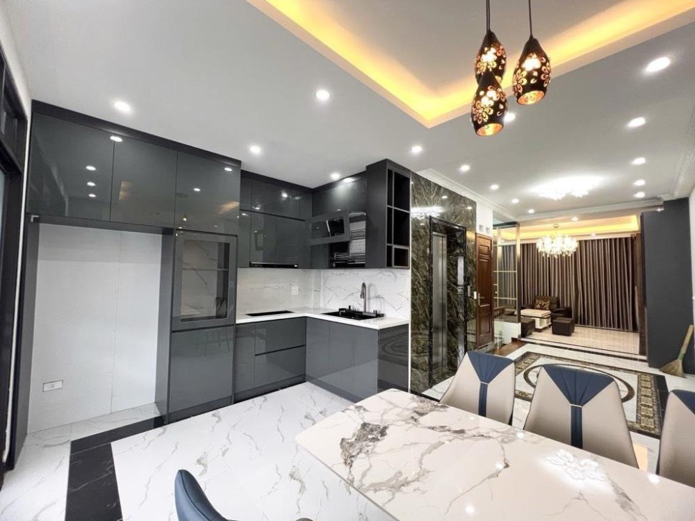 Bán nhà mặt phố Phú La, Hà Đông - 77m², 5 tầng, Kinh Doanh Đỉnh