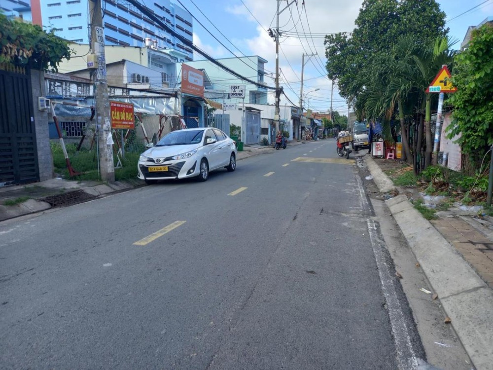 🔥 GIẢM 100TR Nhà Song Hành HM, 170m2, 4.7 Tỷ - Vị Trí Đắc Địa