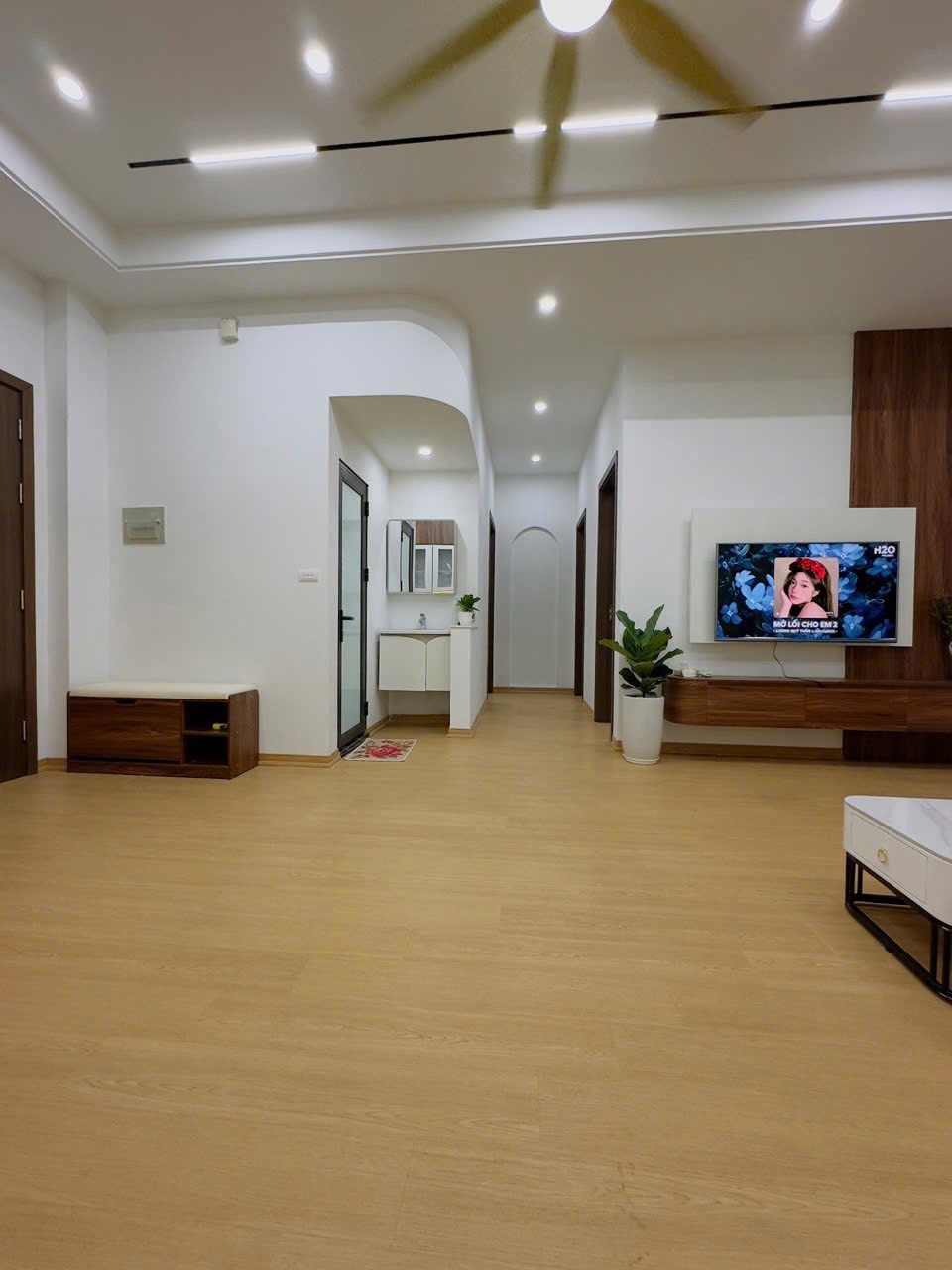 Bán Căn Góc Chung Cư Bảo Sơn Lạc Long Quân 83m² 3PN - Giá 6.6 Tỷ
