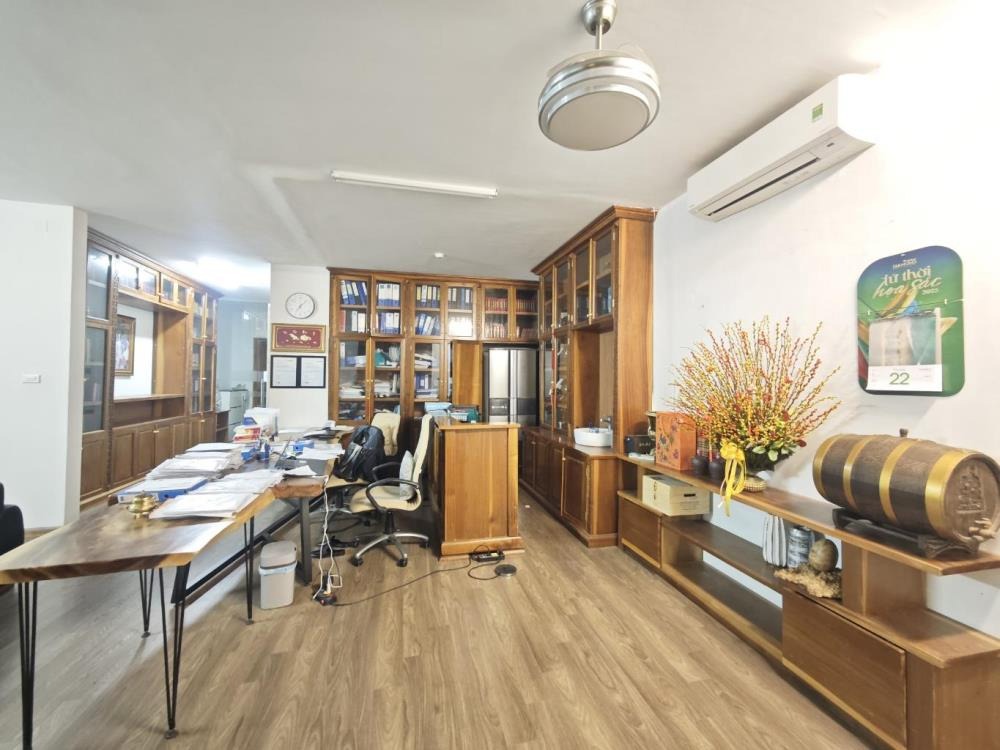 Chung Cư Nguyễn Chí Thanh: Lô Góc Mặt Phố, 3PN, Full Đồ - Vị Trí Kim Cương