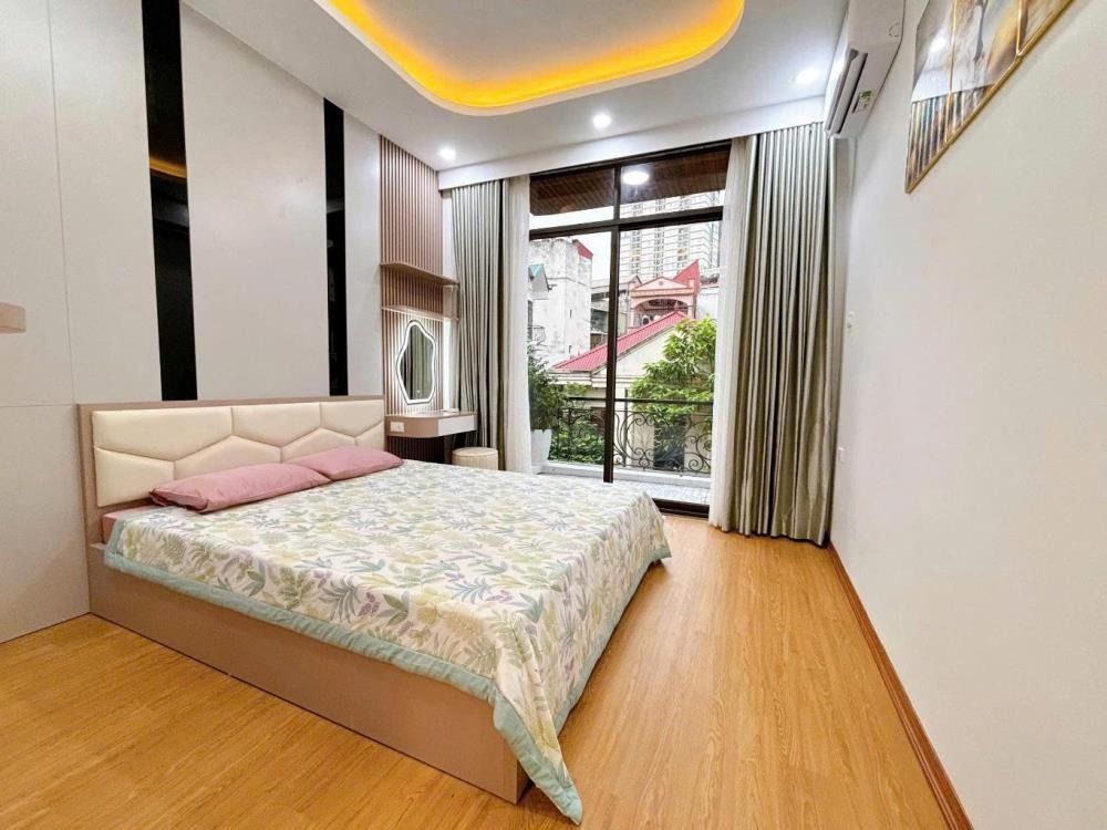 Nhà 5 Tầng, View Hồ, Full Nội Thất - Bùi Xương Trạch, Thanh Xuân - Giá 14.95 Tỷ