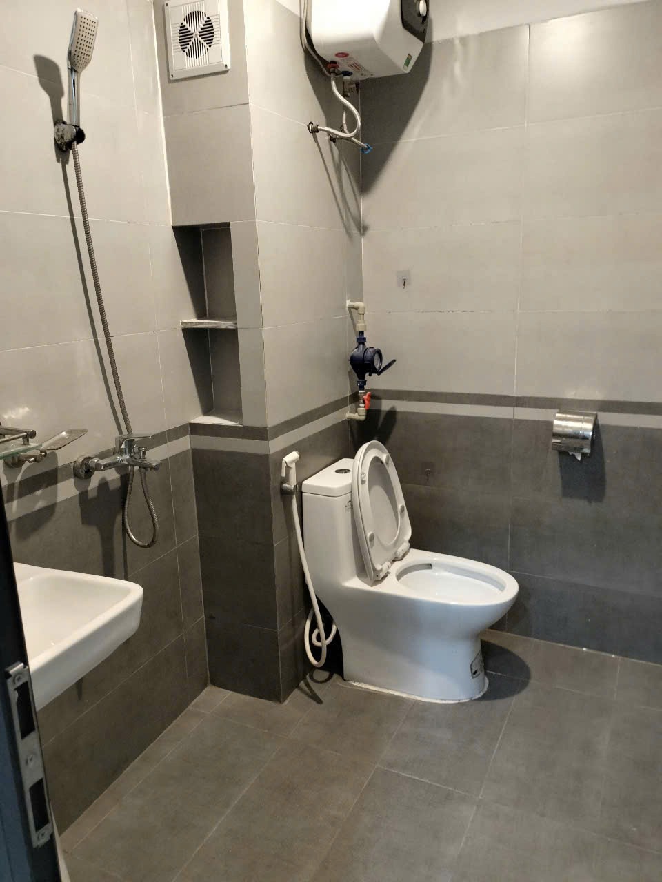 Studio Full Nội Thất, Free Tiền Phòng Tháng 6 - Giá 4.7tr/tháng