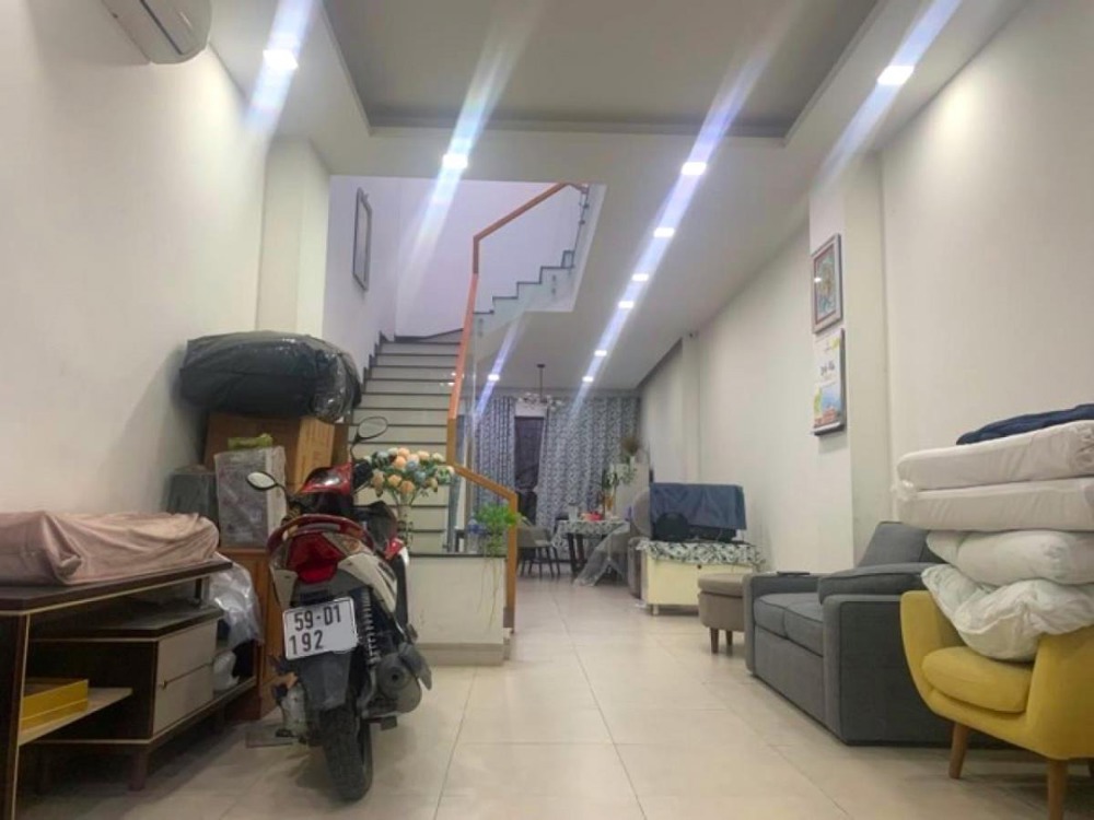 Nhà 2 Tầng Nguyễn Thị Đành, 92m2, 3.x Tỷ - Vị Trí Đắc Địa