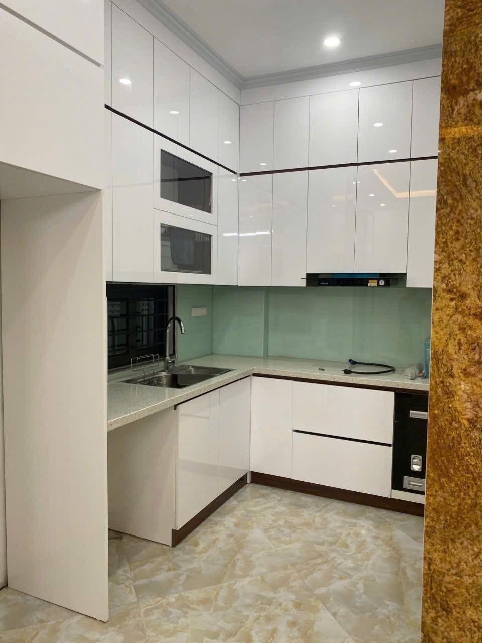 Bán nhà phố Hà Đông: 40m²x5T, Thang Máy, Full Nội Thất, 10 tỷ5