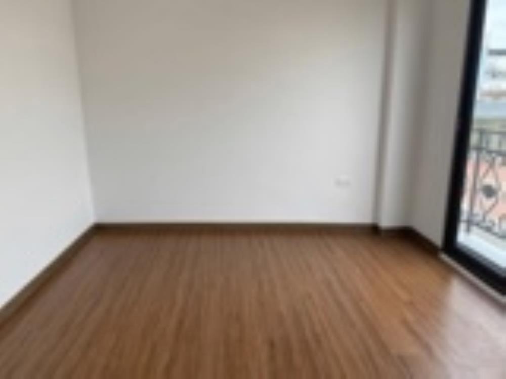 Bán nhà phố Hà Đông: 40m²x5T, Thang Máy, Full Nội Thất, 10 tỷ5
