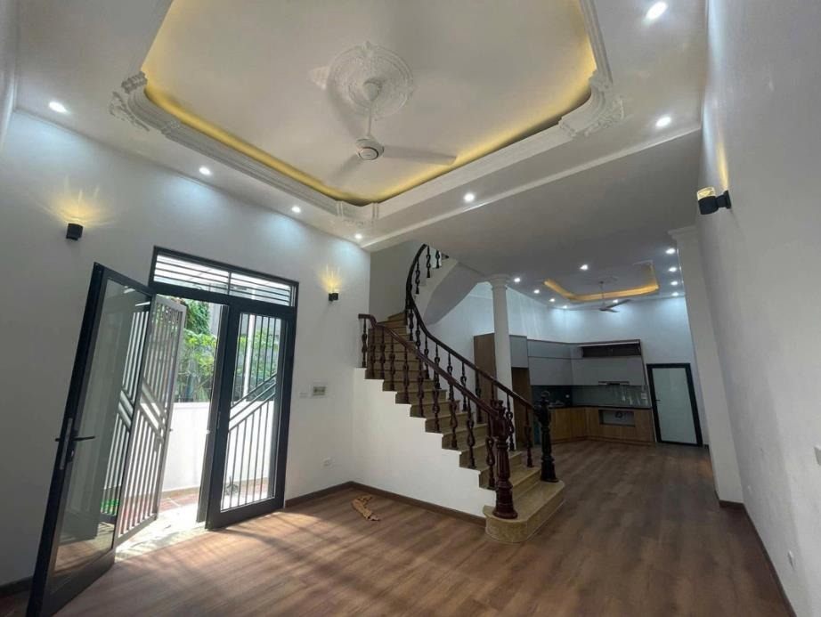 Bán Gấp Nhà Bùi Xương Trạch Lô Góc Quân Đội - 3 Thoáng, Nội Thất Xịn, Giá Tốt