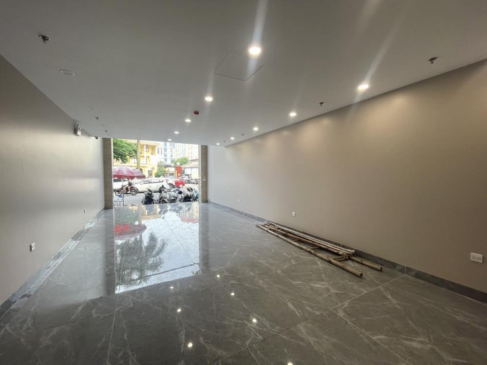 Chính Chủ Cho Thuê/Bán Nhà Riêng 90m² Mặt Phố Trần Quý Cáp - Vị Trí Đắc Địa