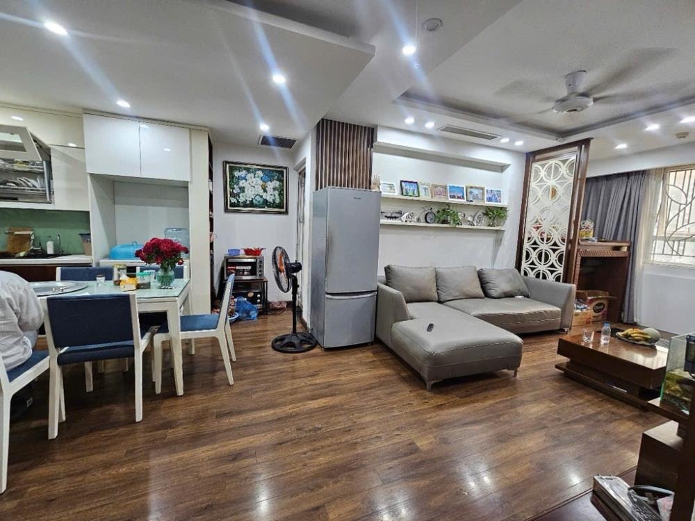 Bán Căn Hộ 3PN Nguyễn Huy Tưởng - Full Nội Thất - Giá Tốt