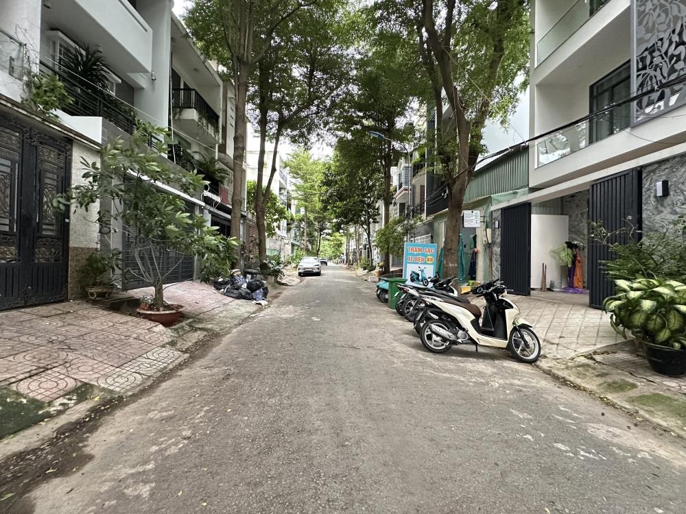 Nhà đẹp 4 tầng Bình Thạnh - 75m2, đường 12m, khu phân lô cao cấp