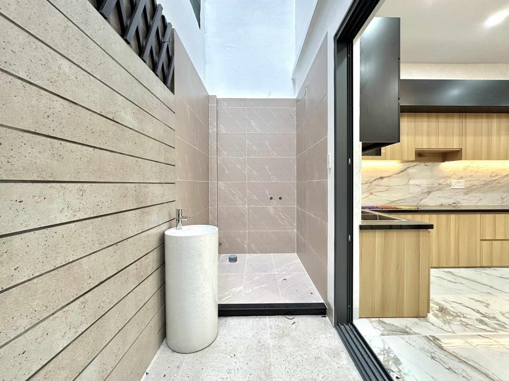 Nhà đẹp 4 tầng Bình Thạnh - 75m2, đường 12m, khu phân lô cao cấp