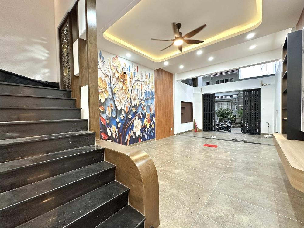 Nhà đẹp 4 tầng Bình Thạnh - 75m2, đường 12m, khu phân lô cao cấp