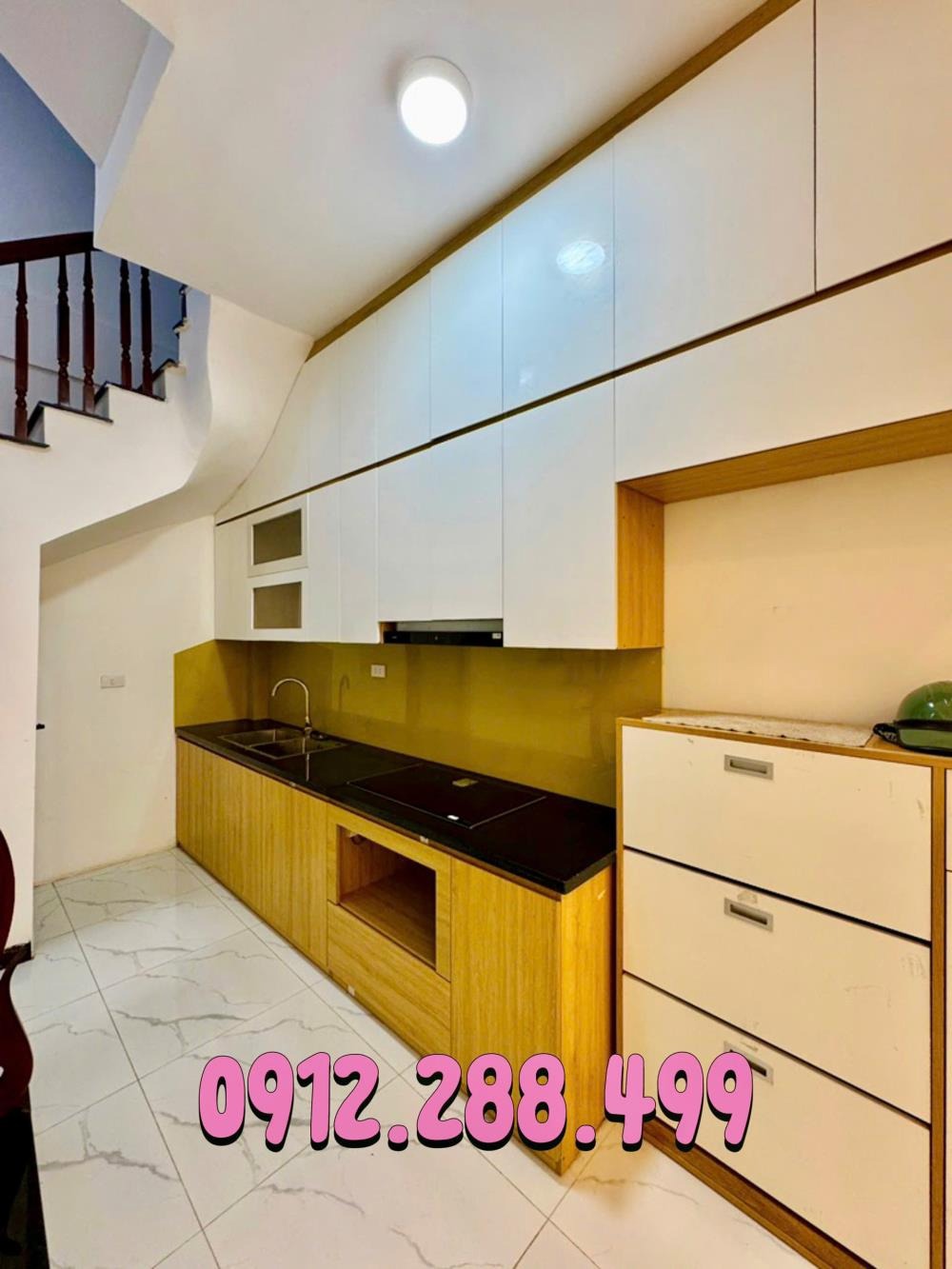 Nhà phố Minh Khai - Hai Bà Trưng: 32m x 5 tầng, 7.2 tỷ, Ô Tô Tránh, Gần Hồ Gươm