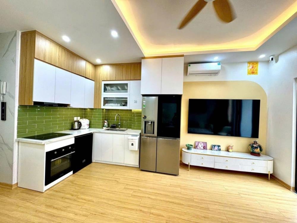 Bán nhà liền kề Văn Phú - Hà Đông: 40m2, 5 tầng, thang máy, 11.5 tỷ
