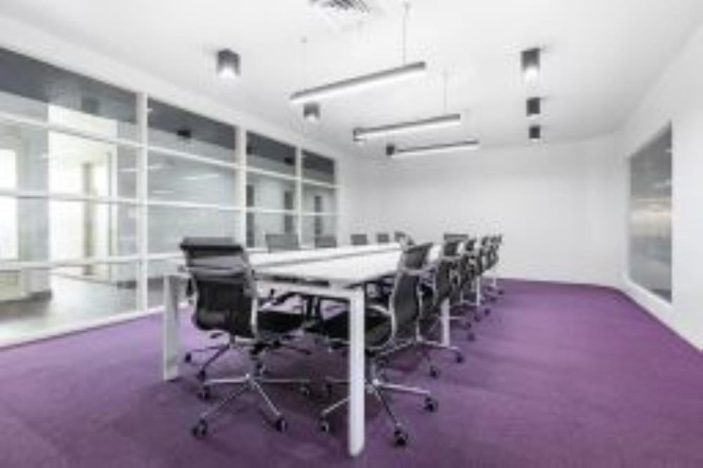 Giải Pháp Văn Phòng Linh Hoạt Regus MACH Building - TP.HCM | Không Gian Làm Việc Hiện Đại