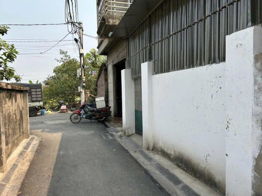 Bán Nhà Đẹp, Vị Trí Đắc Địa - 77m2, Mặt Tiền 5.1m, Giá Tốt Tại [Khu Vực]