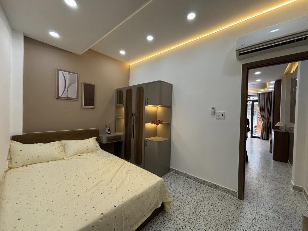 Bán nhà Quận 3, 4x14, 7.45 tỷ - Vị trí đẹp, full nội thất