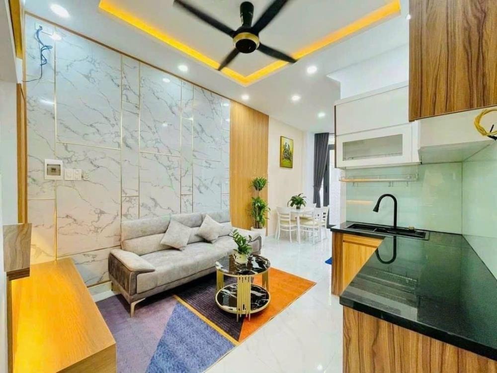 Bán nhà hẻm Sư Vạn Hạnh, Quận 5 - 4 Tầng, 22 Tỷ
