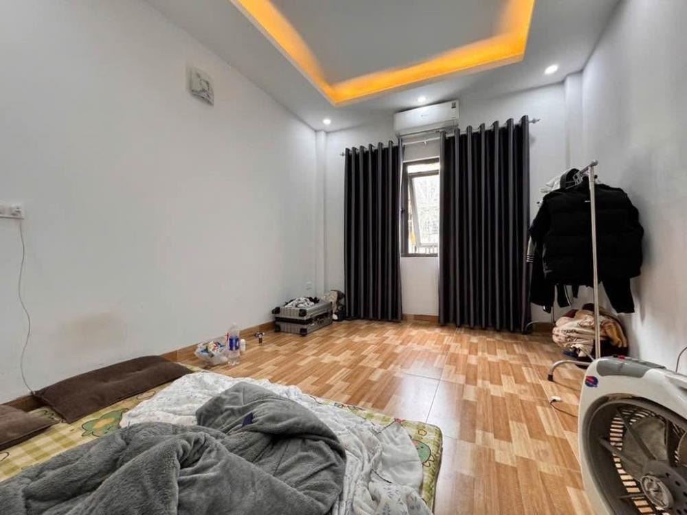 Bán nhà Lê Trọng Tấn - Thanh Xuân: 40m2, 4 Tầng, Giá 7.9 Tỷ - Vị Trí Đắc Địa