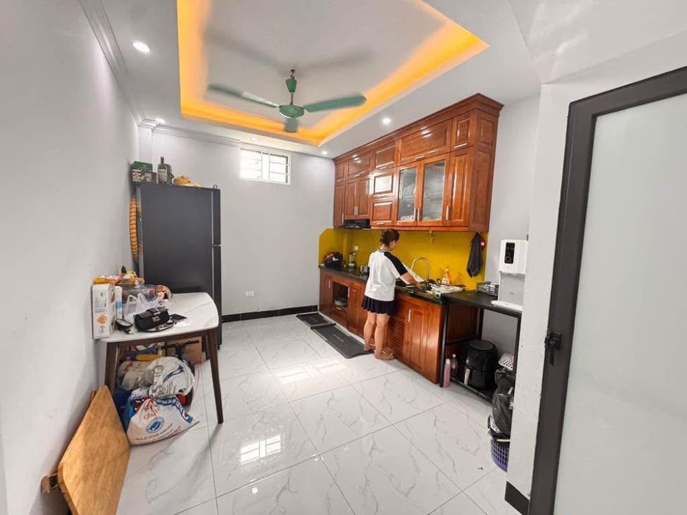 Bán nhà Lê Trọng Tấn - Thanh Xuân: 40m2, 4 Tầng, Giá 7.9 Tỷ - Vị Trí Đắc Địa
