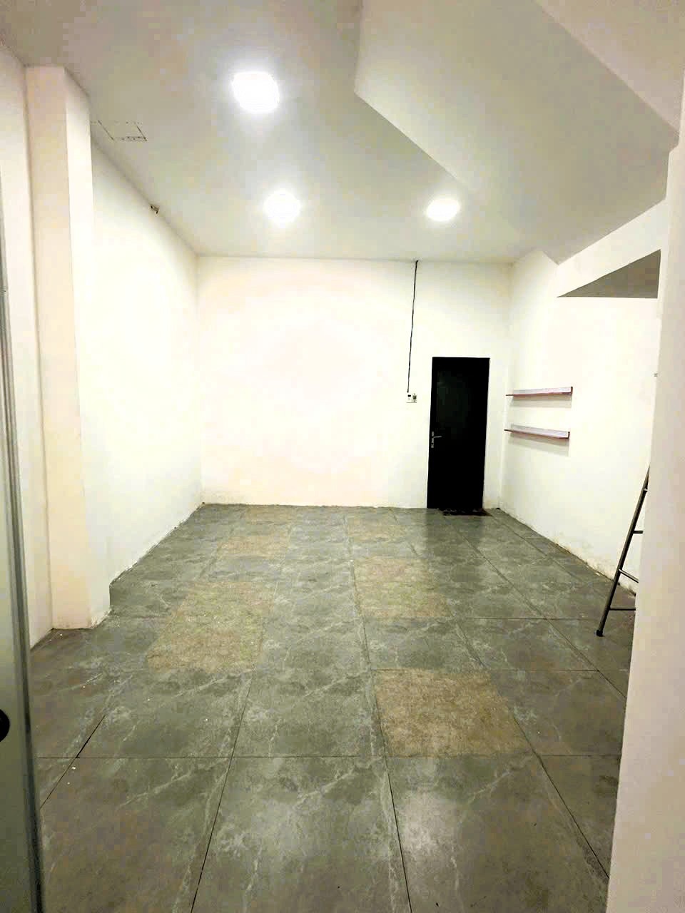 Cho Thuê Mặt Bằng Kinh Doanh Thủ Đức - Vị Trí Đắc Địa, Sầm Uất