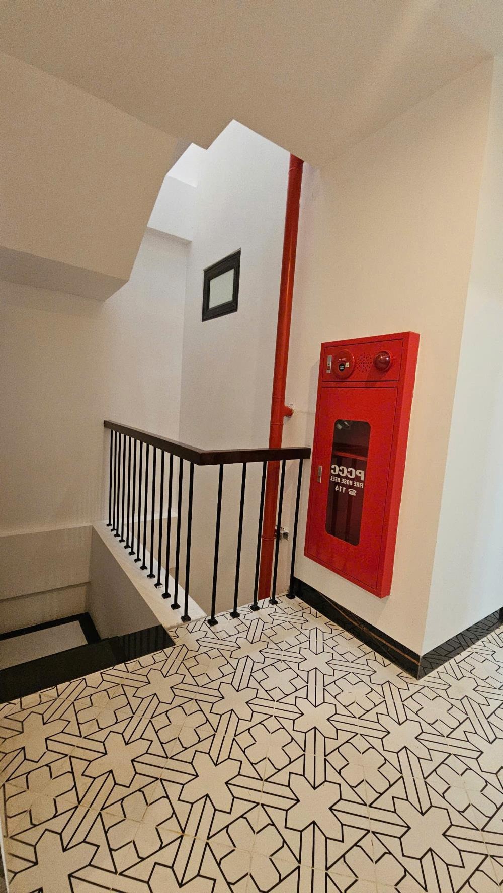 Bán Nhà Dòng Tiền Hoài Đức: 21 Phòng, Sổ Riêng, Lợi Nhuận Cao