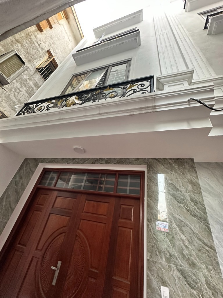 Bán nhà 4 tầng, đường Liên Mạc, Bắc Từ Liêm: 35.5m2 - Mặt tiền 4m - Nhà mới - Sổ đỏ