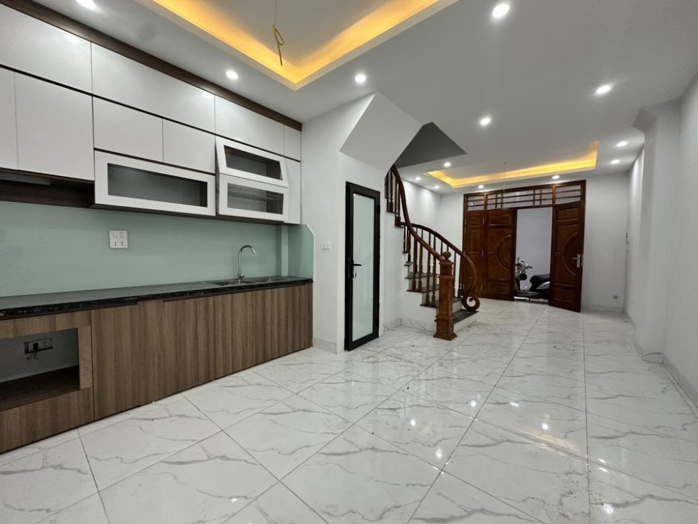 Bán nhà 4 tầng, đường Liên Mạc, Bắc Từ Liêm: 35.5m2 - Mặt tiền 4m - Nhà mới - Sổ đỏ
