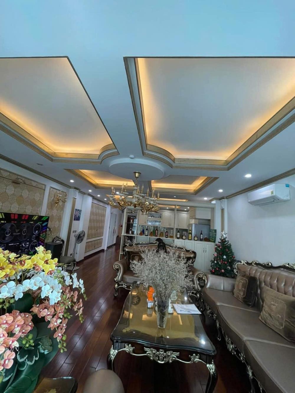 Bán nhà dòng tiền Quận Đống Đa - 99m2 x 7 tầng - 80tr/tháng