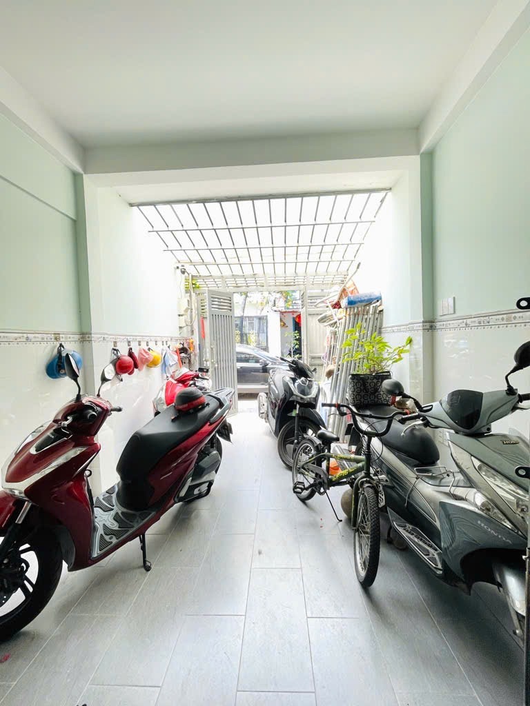 Bán Gấp Nhà Chính Chủ Quận 12 - 71m2, Xe Hơi Vào Tận Nơi - Giá Chỉ 3 Tỷ