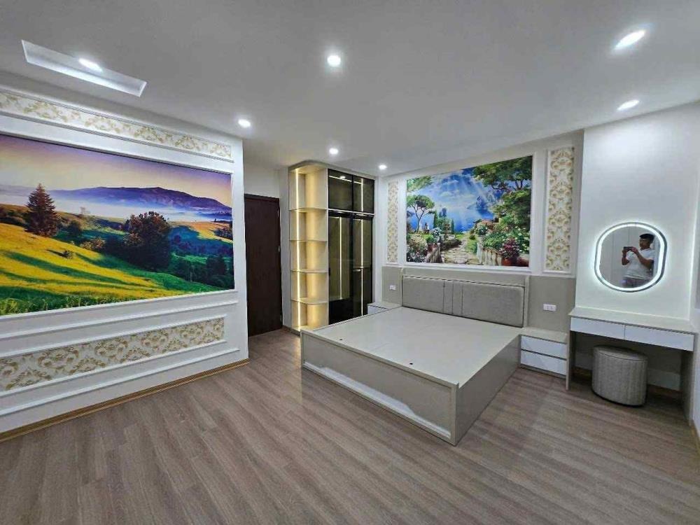 Bán nhà Phương Cảnh, Nam Từ Liêm - 40m2, Ô Tô Đỗ Gần, Giá 8.45 tỷ