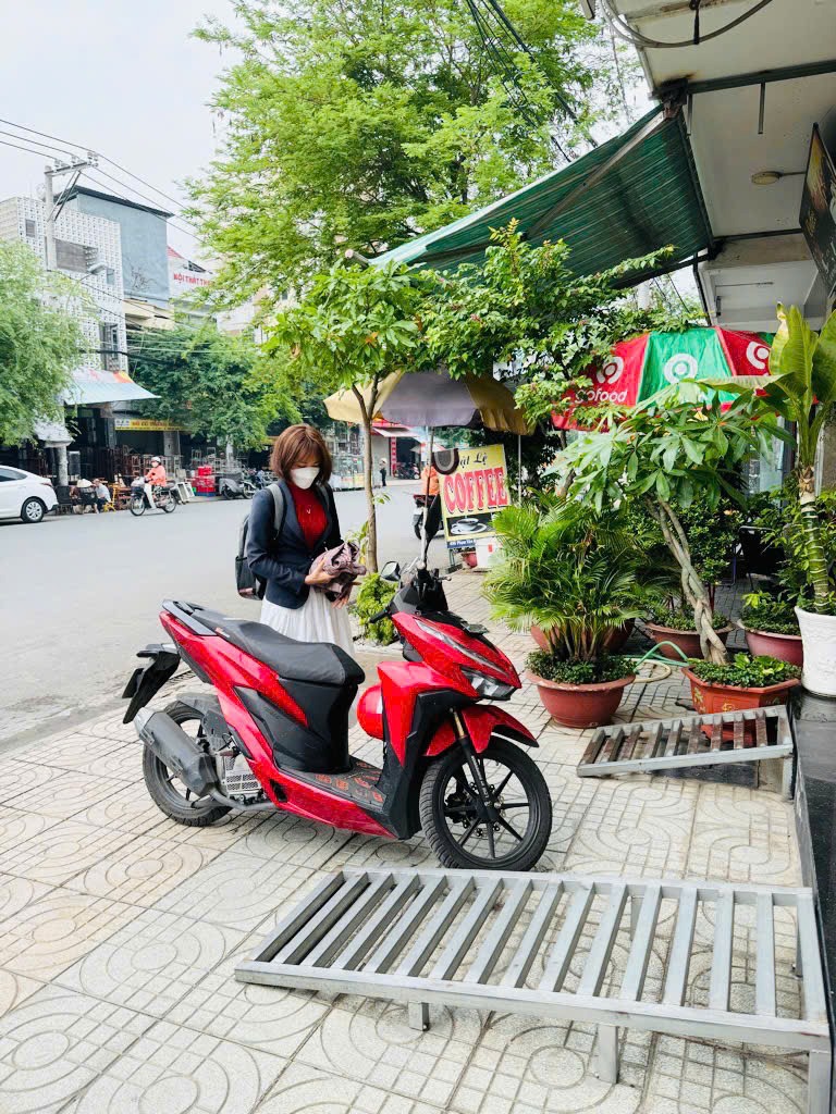 Nhà Mặt Tiền Kinh Doanh Phạm Văn Bạch, Tân Bình - Ngang 4.5m, 7 Tầng, Thang Máy