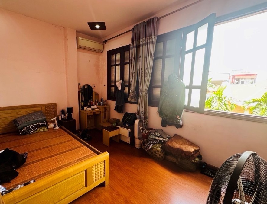 Nhà Đẹp Cầu Giấy - 6 Tầng, Ngõ Nông Phạm Văn Đồng - 9.9 Tỷ
