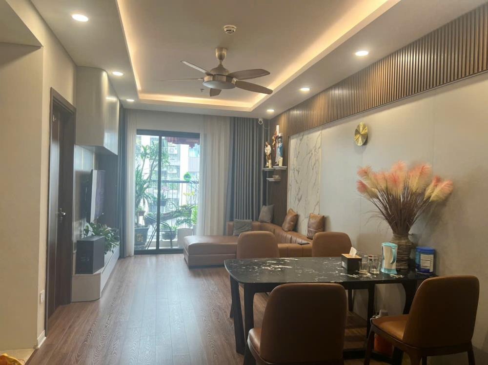 Bán Căn Hộ 3 Phòng Ngủ Chung Cư Bình Minh Garden - Giá 5.85 Tỷ
