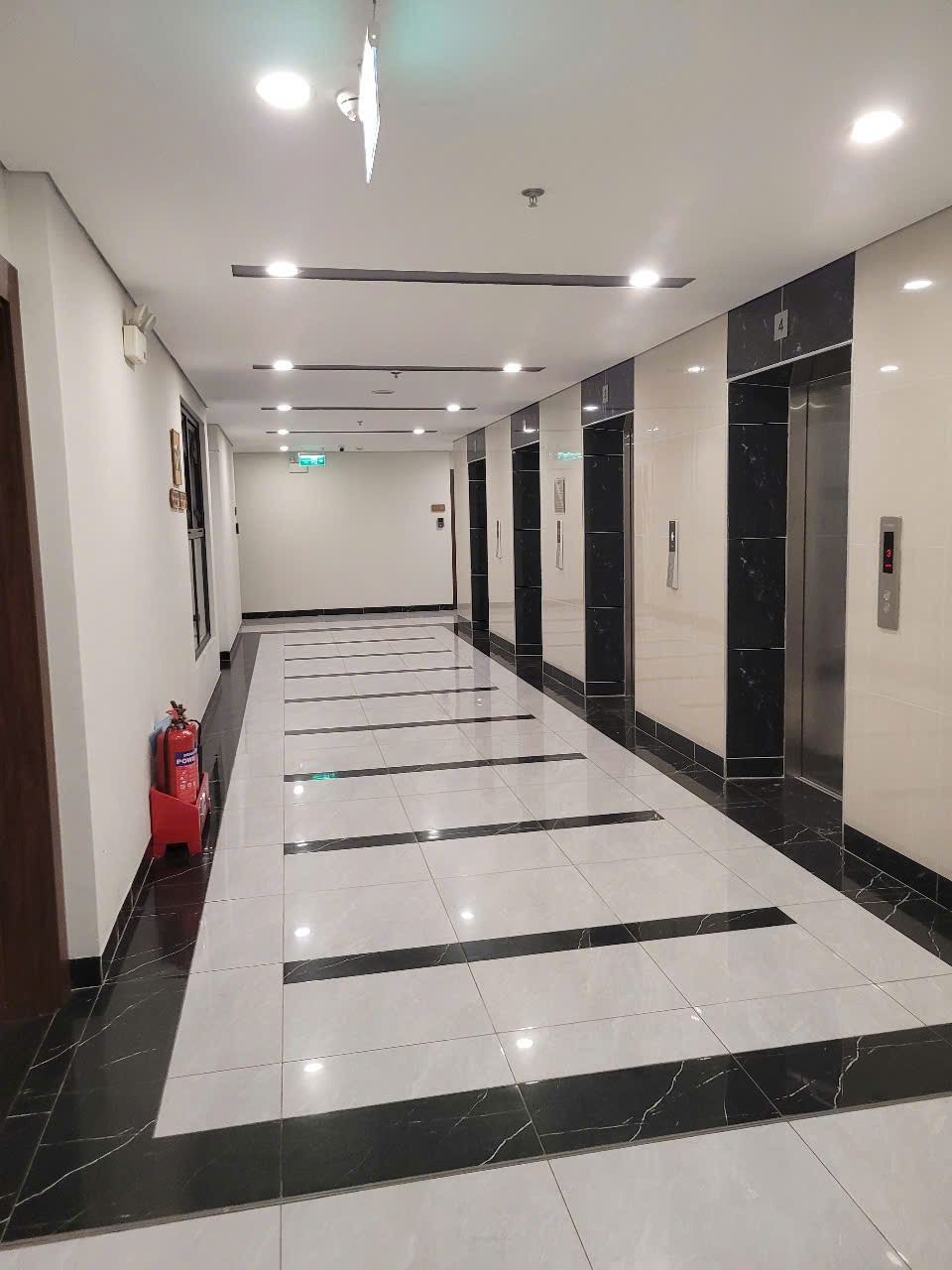 Bán Căn Hộ 3 Phòng Ngủ Chung Cư Bình Minh Garden - Giá 5.85 Tỷ