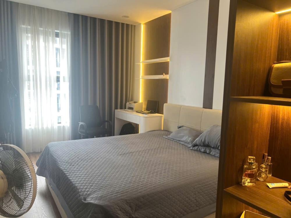 Bán Căn Hộ 3 Phòng Ngủ Chung Cư Bình Minh Garden - Giá 5.85 Tỷ