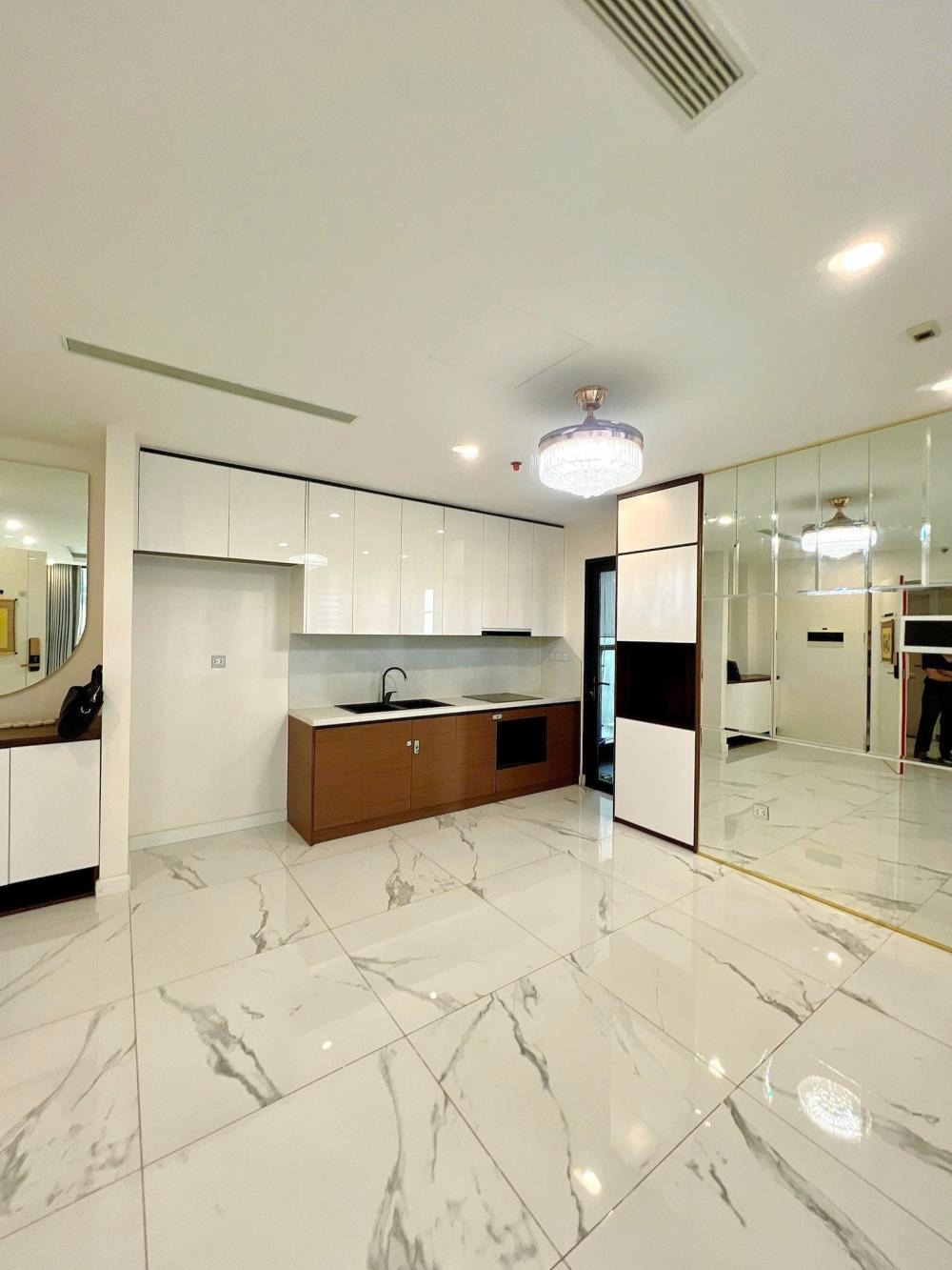 Bán chung cư Sunshine City Đông Ngạc 103m² 3PN, Tầng 11, Giá 9.35 tỷ