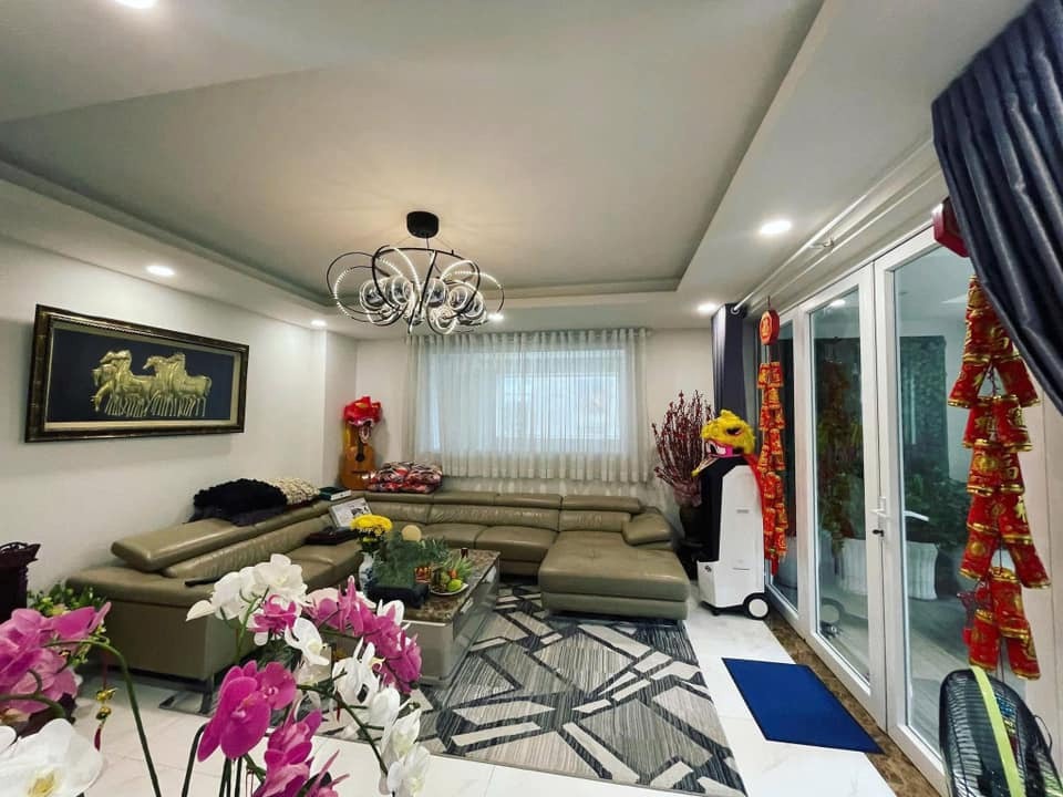 Bán nhà hẻm 8m Gò Vấp - 8x20m, Thu Nhập 35tr/tháng - Vị Trí Đẹp