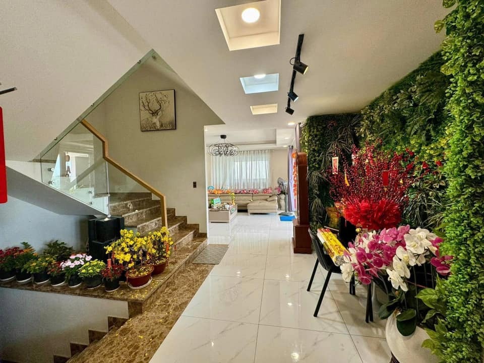 Bán nhà hẻm 8m Gò Vấp - 8x20m, Thu Nhập 35tr/tháng - Vị Trí Đẹp
