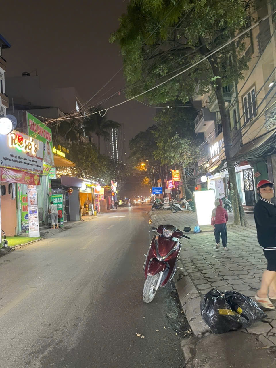 Bán Đất Tặng Nhà Mặt Phố Văn Quán Hà Đông - 80m2, MT 4m, Kinh Doanh Sầm Uất