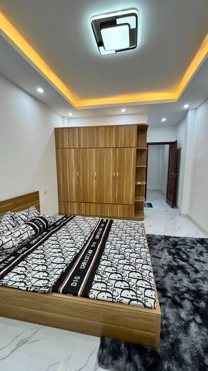 Siêu phẩm Quang Tiến Đại Mỗ: Nhà 5 Tầng, Oto Đỗ, Giá 5 Tỷ 75